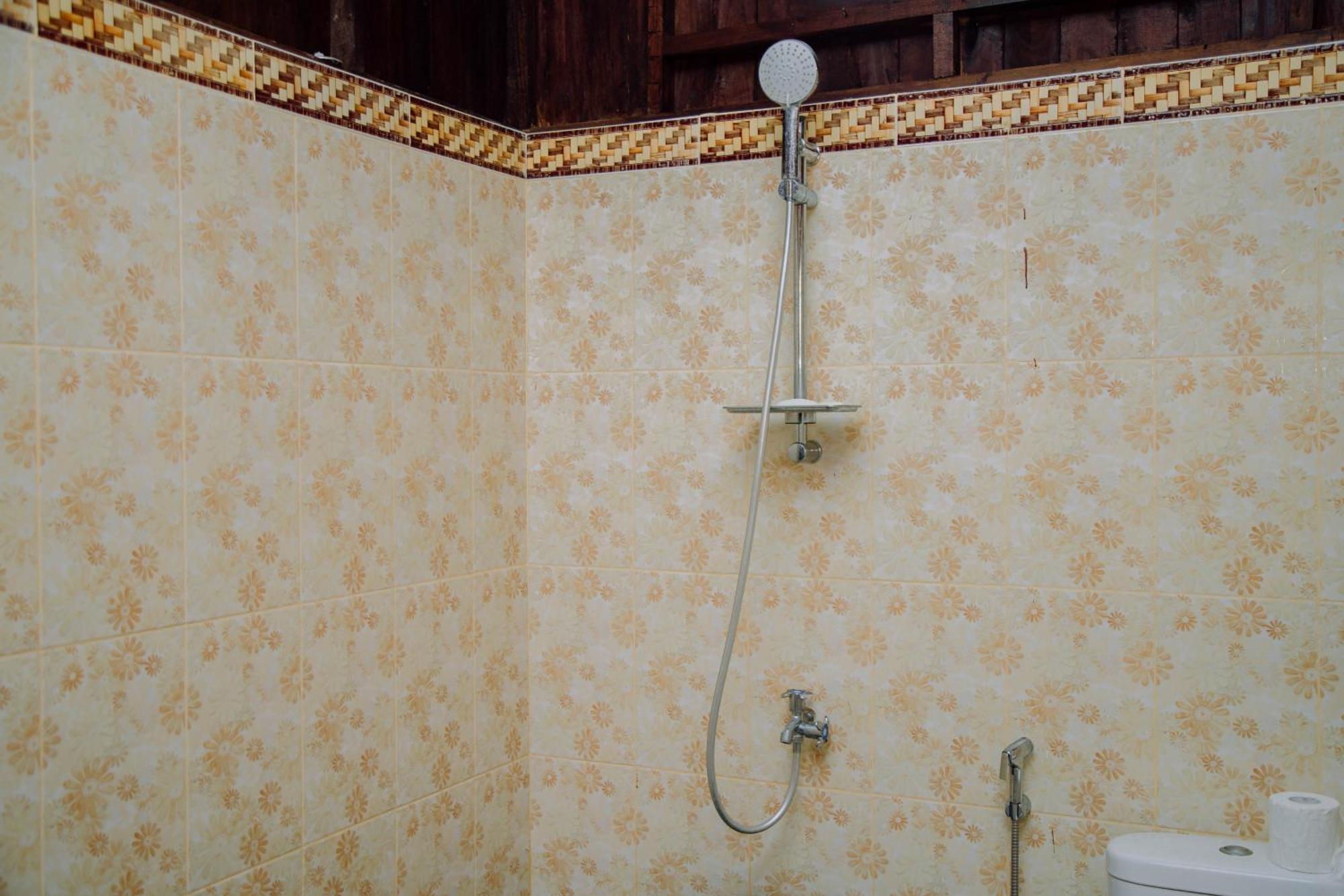 Reddoorz At Villa Bukit Senyum Lombok Kuripan  Exterior foto